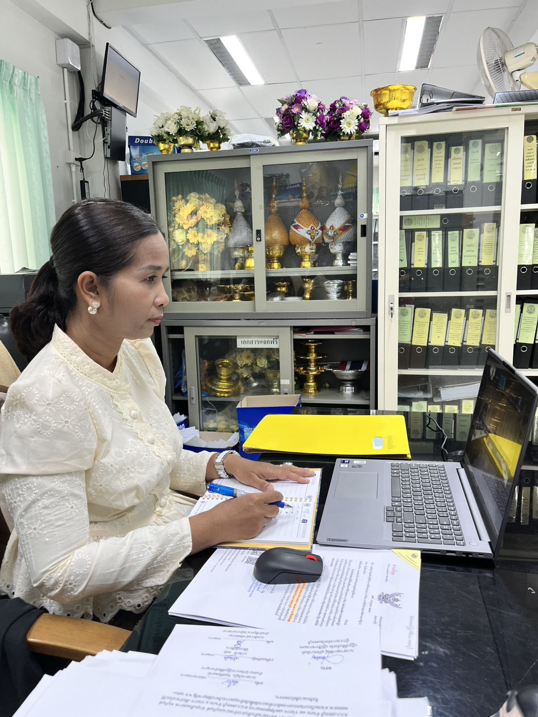 title - ปฏิรูปที่ดินจังหวัดเพชรบุรี มอบหมายให้ นางสาวนงลักษณ์ เล็กน้อย เจ้าพนักงานธุรการชำนาญงาน ร่วมประชุมเชิงปฏิบัติการการใช้ระบบ e-Office ภายใต้บริการคลาวด์กลางภาครัฐ (GDCC)